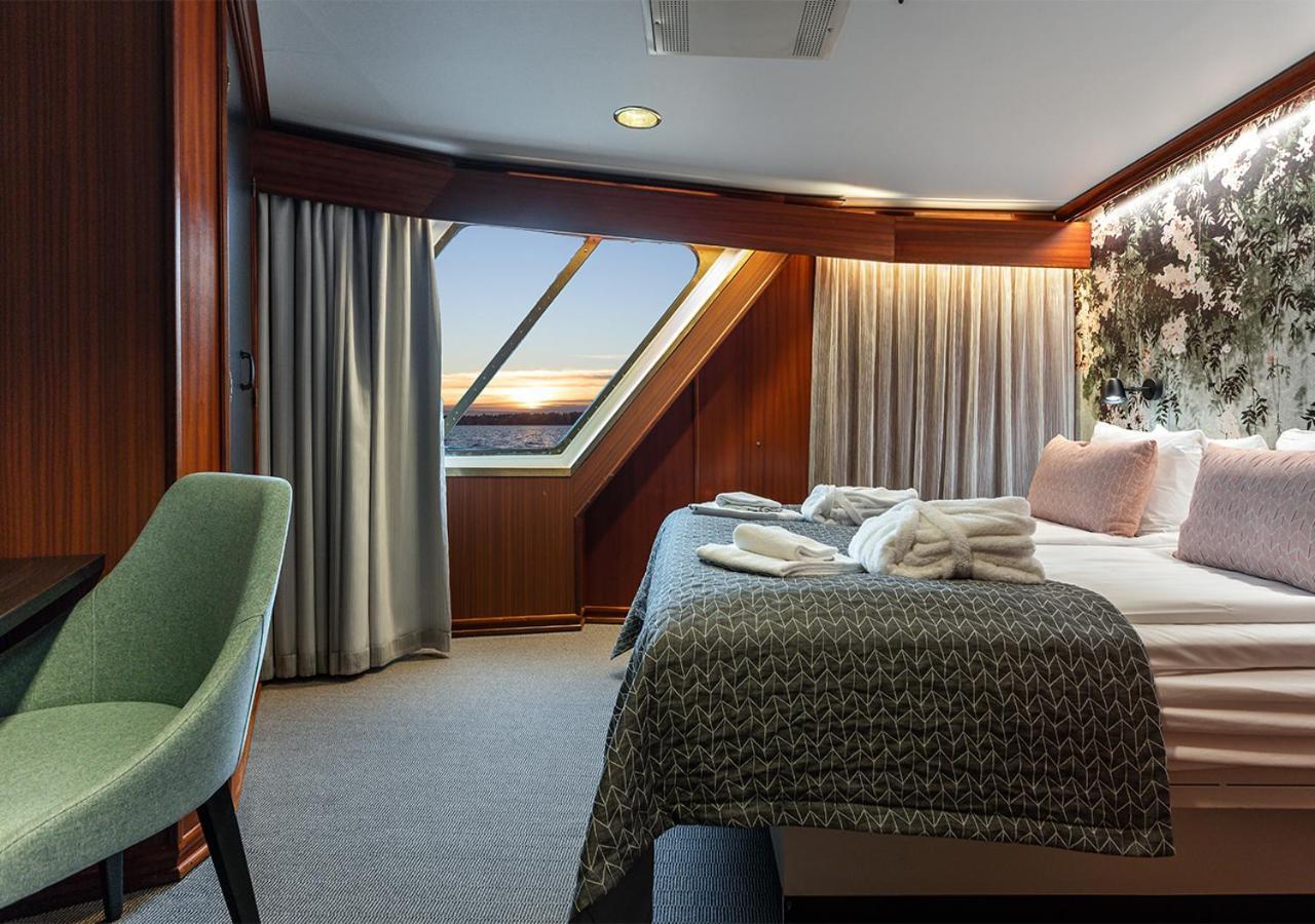 Viking Line Ferry Gabriella - One-Way Journey From Stockholm To Helsinki Hotel Room photo