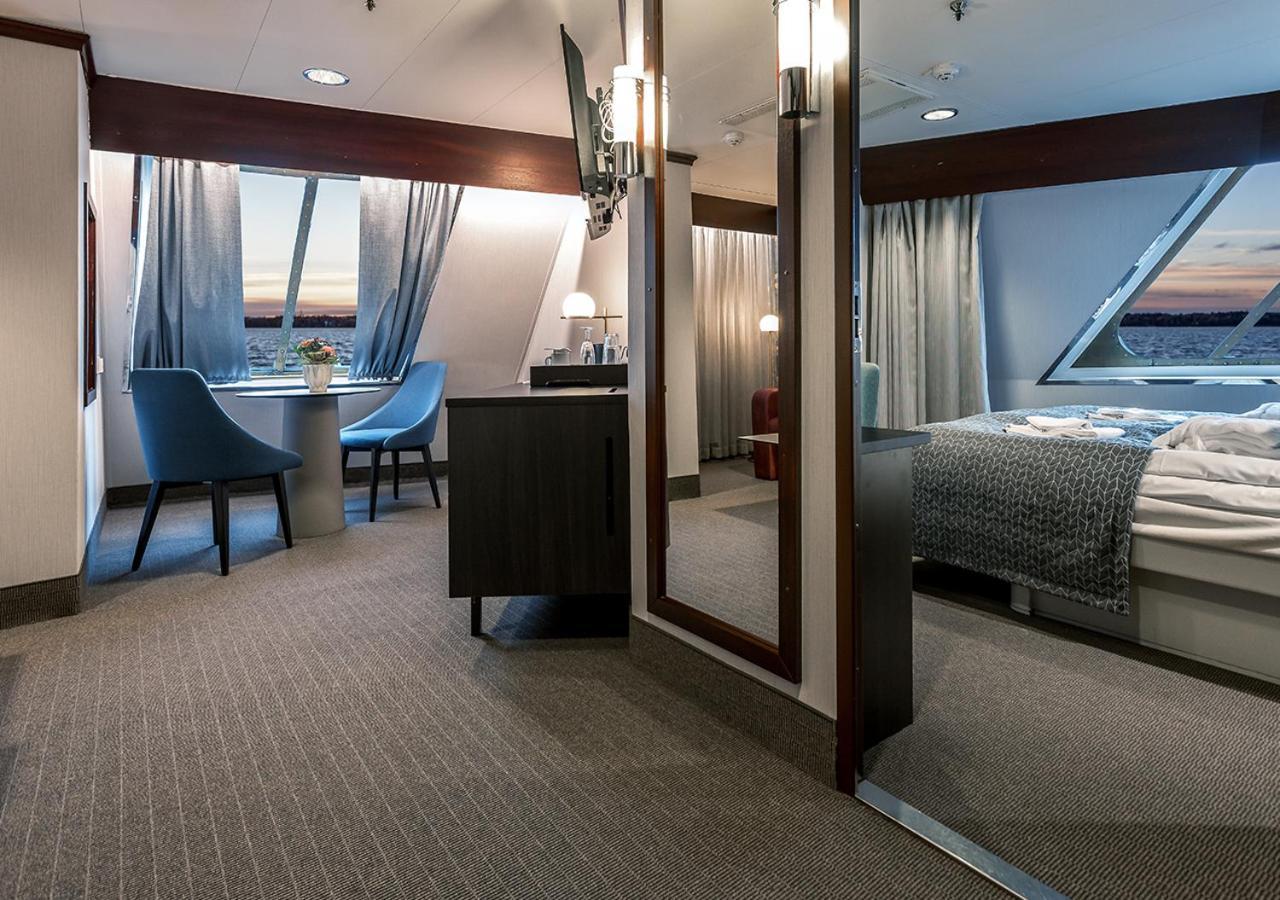 Viking Line Ferry Gabriella - One-Way Journey From Stockholm To Helsinki Hotel Room photo